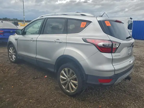 1FMCU9J92HUA56900 2017 FORD ESCAPE - Image 2