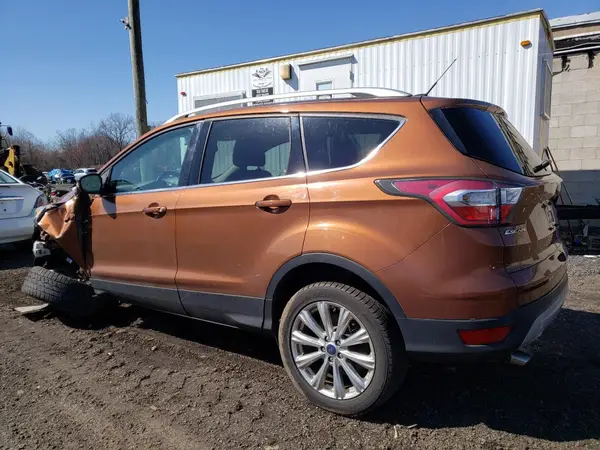 1FMCU9J92HUA73275 2017 FORD ESCAPE - Image 2