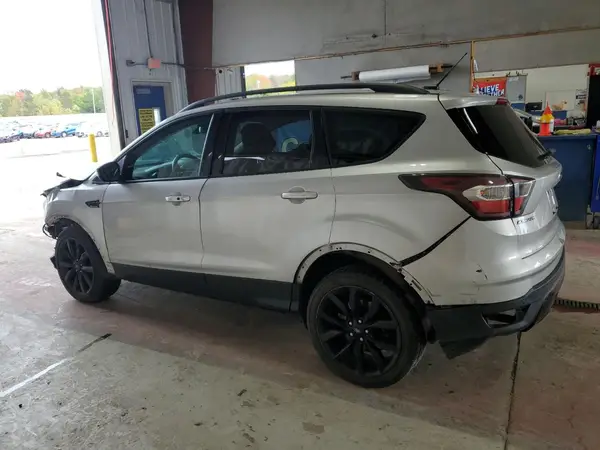 1FMCU9J92HUA77942 2017 FORD ESCAPE - Image 2
