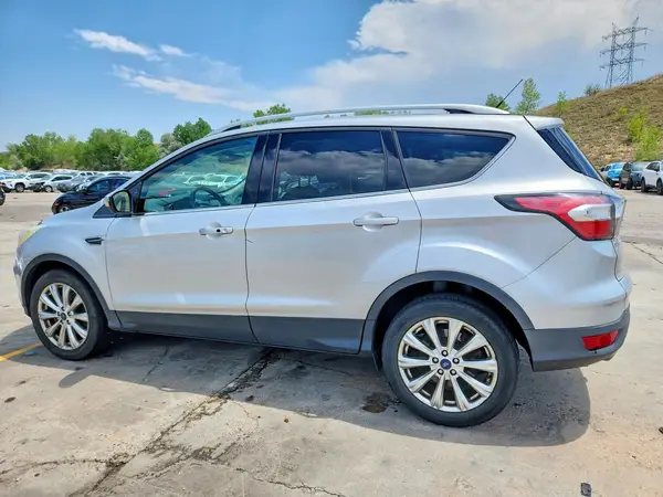 1FMCU9J92HUA95941 2017 FORD ESCAPE - Image 2