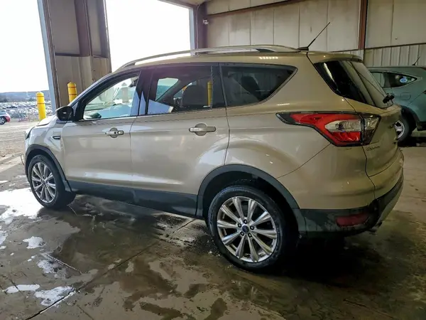 1FMCU9J92HUA98452 2017 FORD ESCAPE - Image 2