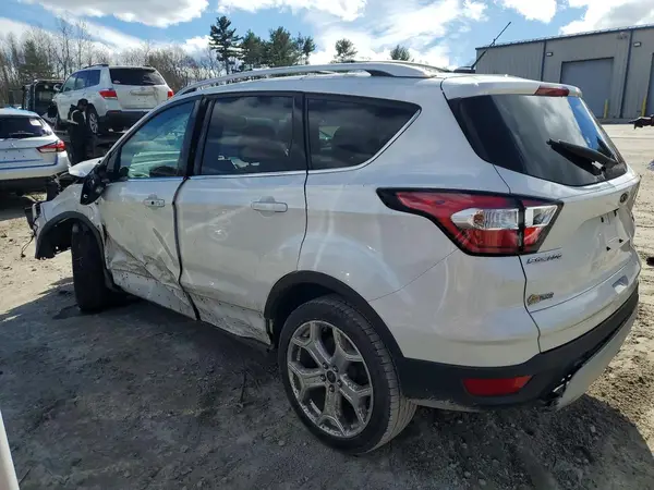1FMCU9J92HUB70847 2017 FORD ESCAPE - Image 2