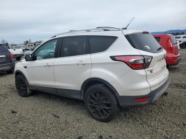 1FMCU9J92HUC02485 2017 FORD ESCAPE - Image 2