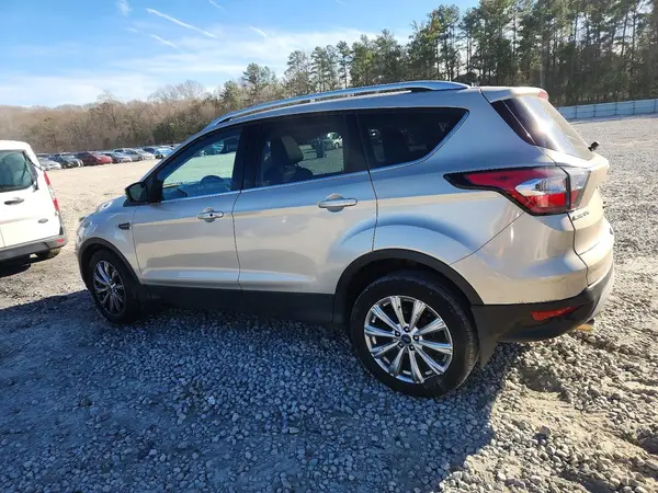 1FMCU9J92HUC21103 2017 FORD ESCAPE - Image 2