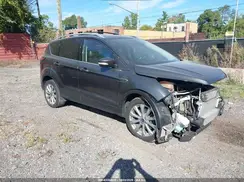 1FMCU9J92HUC30240 2017 FORD ESCAPE