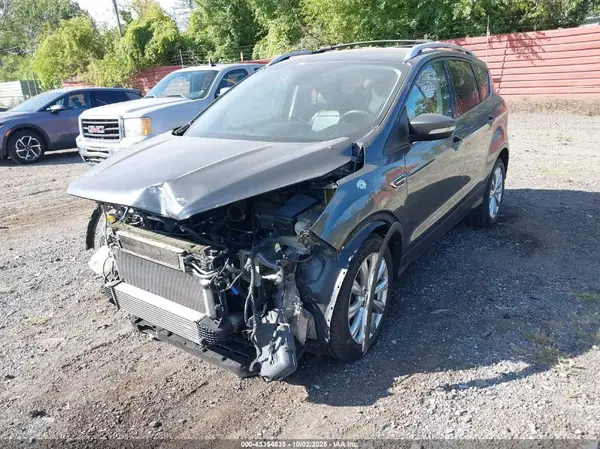 1FMCU9J92HUC30240 2017 FORD ESCAPE - Image 2