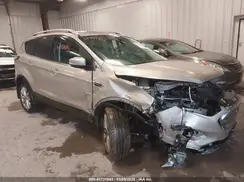 1FMCU9J92HUD07012 2017 FORD ESCAPE
