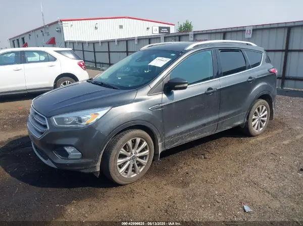 1FMCU9J92HUD22223 2017 FORD ESCAPE - Image 2