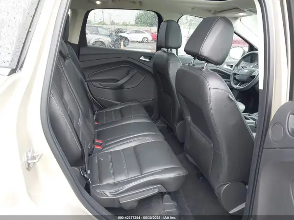 1FMCU9J92HUD37563 2017 FORD ESCAPE - Image 8