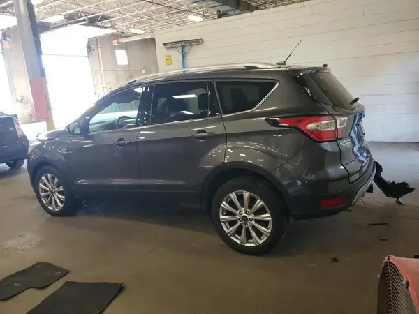 1FMCU9J92HUD53813 2017 FORD ESCAPE - Image 2