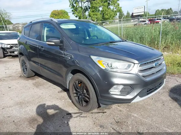 1FMCU9J92HUD57764 2017 FORD ESCAPE - Image 1