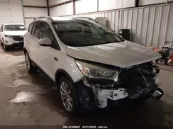 1FMCU9J92HUD78744 2017 FORD ESCAPE