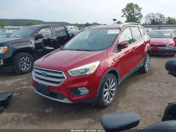 1FMCU9J92HUE25190 2017 FORD ESCAPE - Image 2
