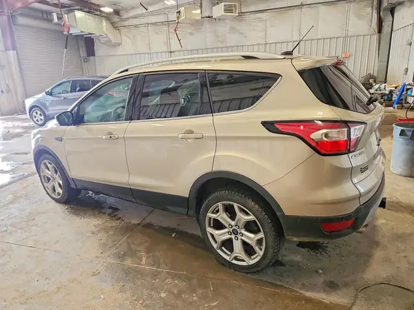 1FMCU9J92HUE31751 2017 FORD ESCAPE - Image 2