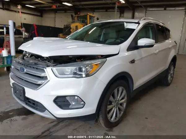 1FMCU9J92HUE48615 2017 FORD ESCAPE - Image 2