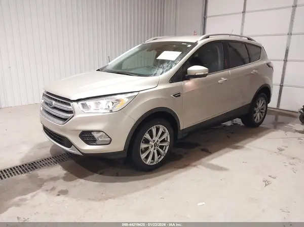 1FMCU9J92HUF10191 2017 FORD ESCAPE - Image 2