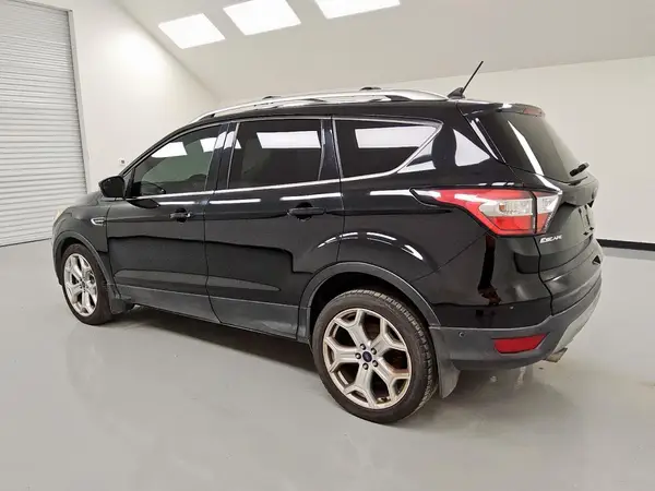 1FMCU9J92JUA30979 2018 FORD ESCAPE - Image 2