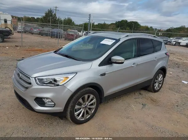 1FMCU9J92JUA57759 2018 FORD ESCAPE - Image 2