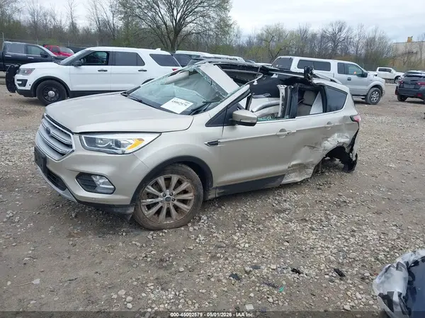 1FMCU9J92JUB10833 2018 FORD ESCAPE - Image 2