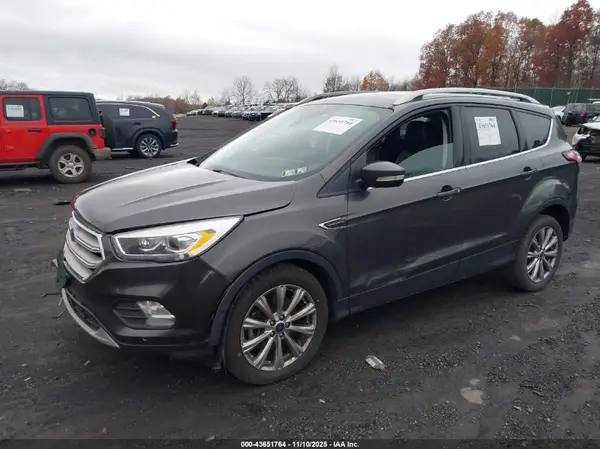 1FMCU9J92JUC53880 2018 FORD ESCAPE - Image 2