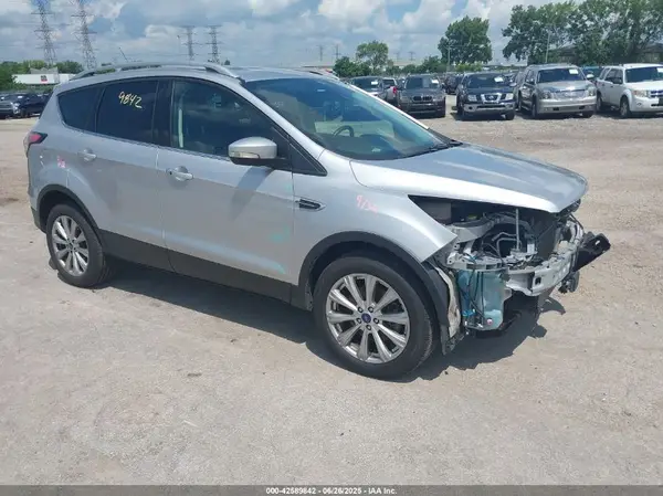 1FMCU9J92JUC67844 2018 FORD ESCAPE - Image 1