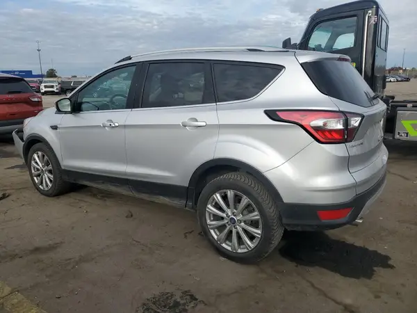 1FMCU9J92JUC69268 2018 FORD ESCAPE - Image 2