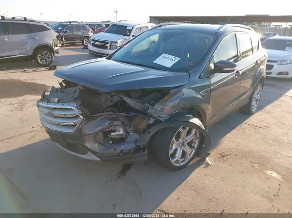 1FMCU9J92JUC78424 2018 FORD ESCAPE - Image 2