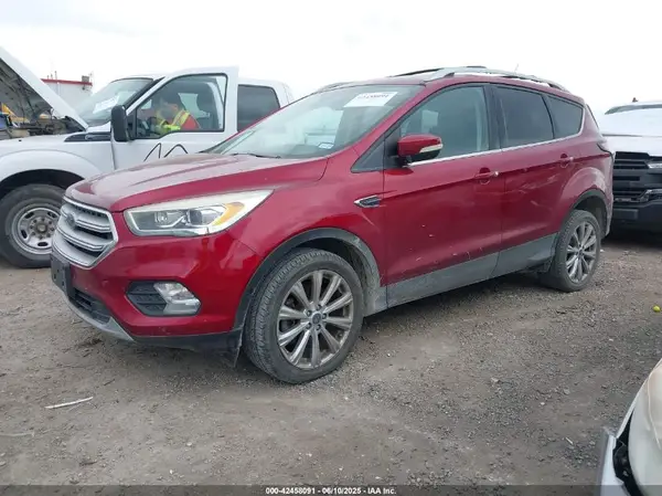 1FMCU9J92JUD62176 2018 FORD ESCAPE - Image 2