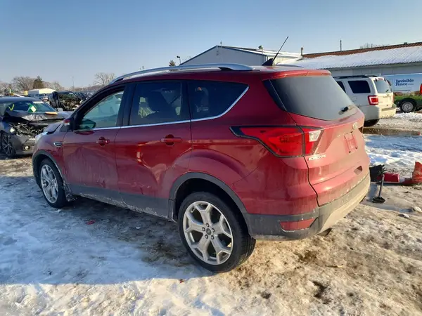 1FMCU9J92KUA13777 2019 FORD ESCAPE - Image 2