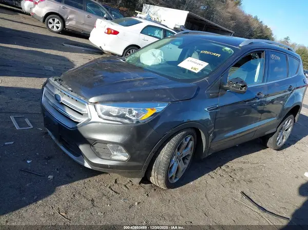 1FMCU9J92KUA22088 2019 FORD ESCAPE - Image 2