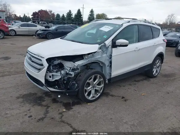 1FMCU9J92KUA77639 2019 FORD ESCAPE - Image 2