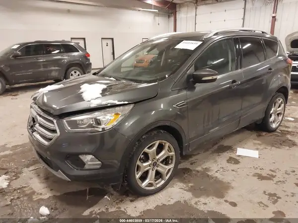 1FMCU9J92KUA99446 2019 FORD ESCAPE - Image 2