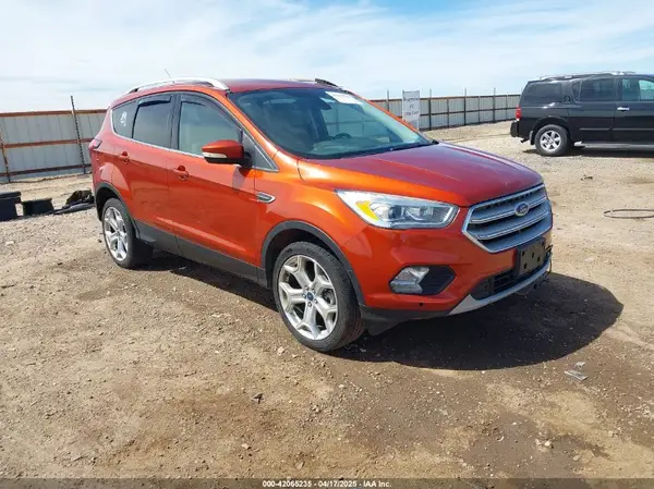 1FMCU9J92KUB28895 2019 FORD ESCAPE - Image 1