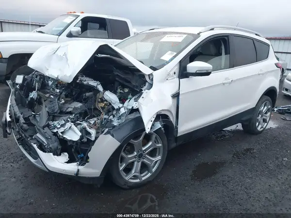 1FMCU9J92KUB29027 2019 FORD ESCAPE - Image 2