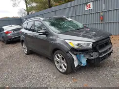 1FMCU9J92KUB43204 2019 FORD ESCAPE