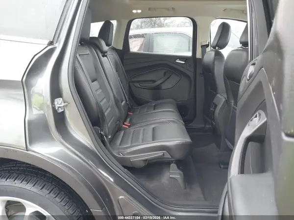 1FMCU9J92KUB65624 2019 FORD ESCAPE - Image 8
