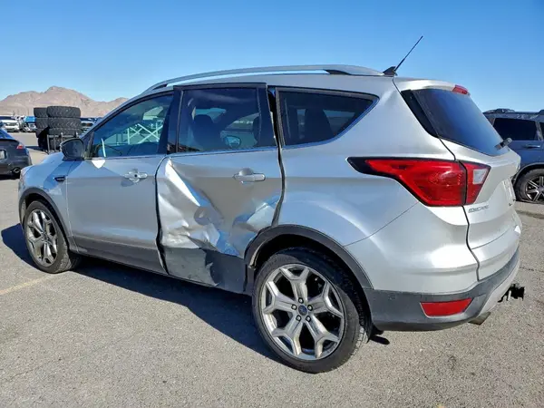1FMCU9J92KUC04227 2019 FORD ESCAPE - Image 2