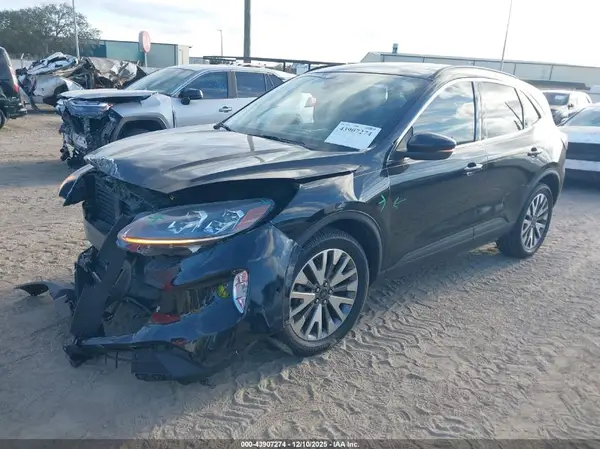 1FMCU9J92LUA09830 2020 FORD ESCAPE - Image 2