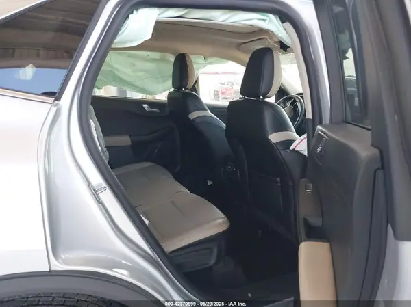 1FMCU9J92LUB28137 2020 FORD ESCAPE - Image 8