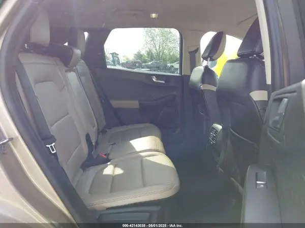 1FMCU9J92LUB48243 2020 FORD ESCAPE - Image 8