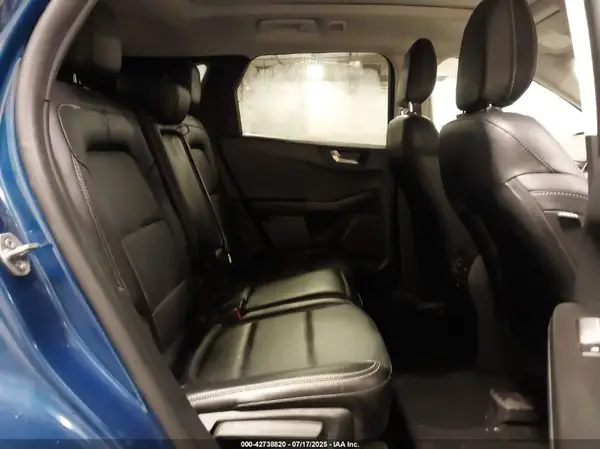 1FMCU9J92NUA81467 2022 FORD ESCAPE - Image 8