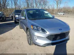 1FMCU9J92NUB84050 2022 FORD ESCAPE