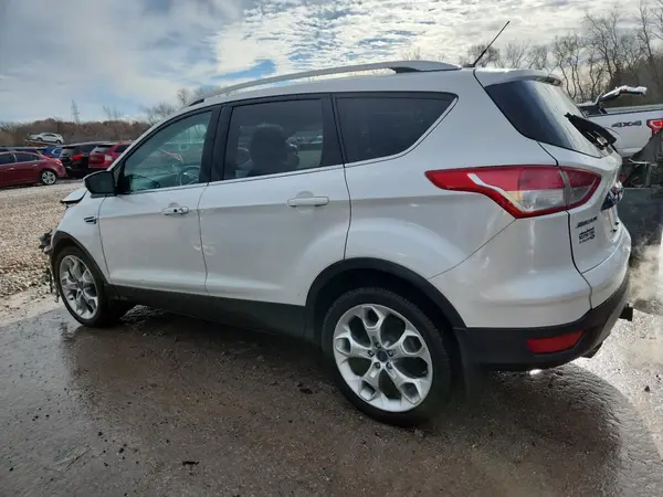 1FMCU9J93GUA29610 2016 FORD ESCAPE - Image 2