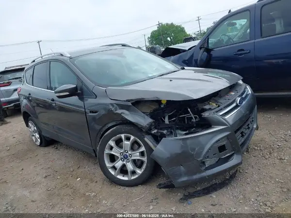 1FMCU9J93GUA62977 2016 FORD ESCAPE - Image 1