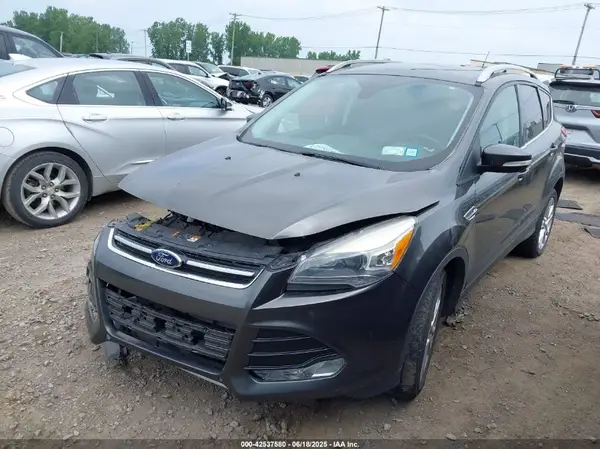 1FMCU9J93GUA62977 2016 FORD ESCAPE - Image 2
