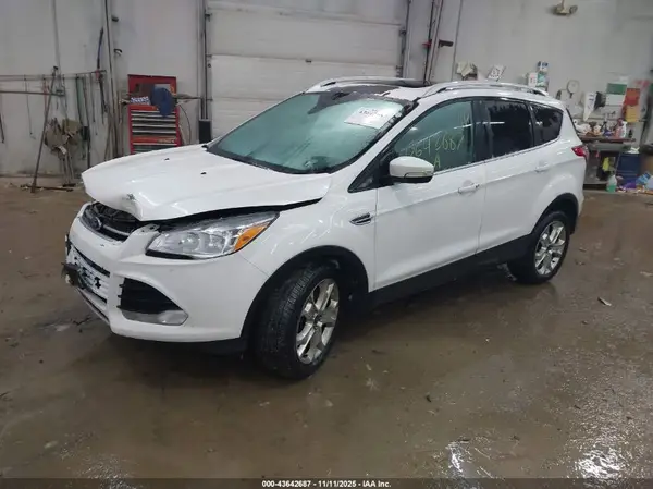 1FMCU9J93GUB45406 2016 FORD ESCAPE - Image 2