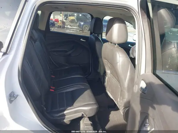 1FMCU9J93HUA37689 2017 FORD ESCAPE - Image 8