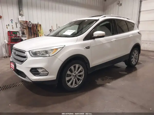 1FMCU9J93HUA42164 2017 FORD ESCAPE - Image 2