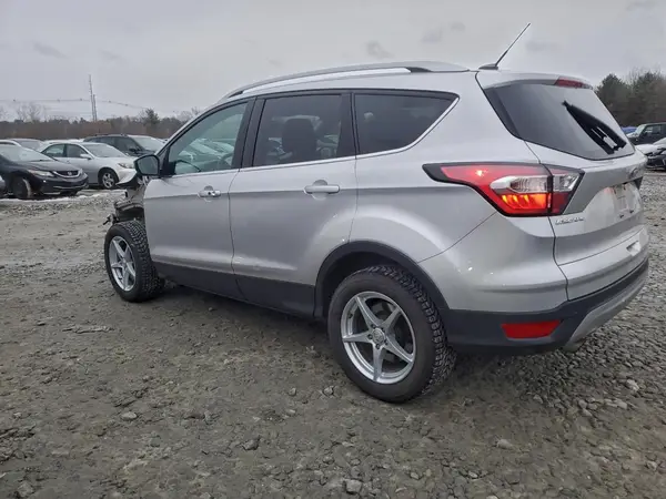 1FMCU9J93HUA74094 2017 FORD ESCAPE - Image 2