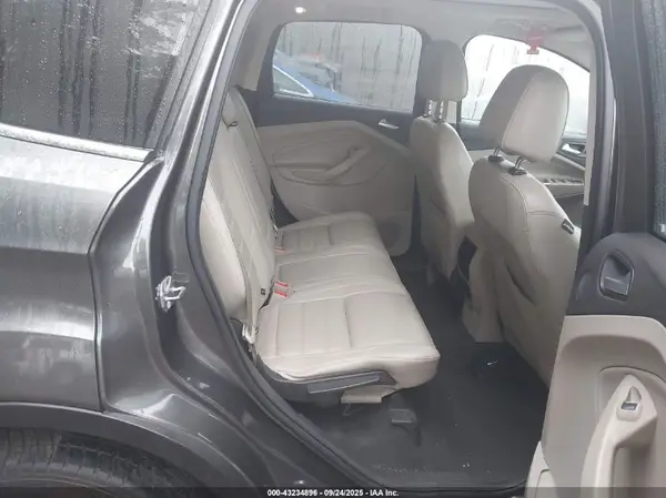 1FMCU9J93HUA89369 2017 FORD ESCAPE - Image 8